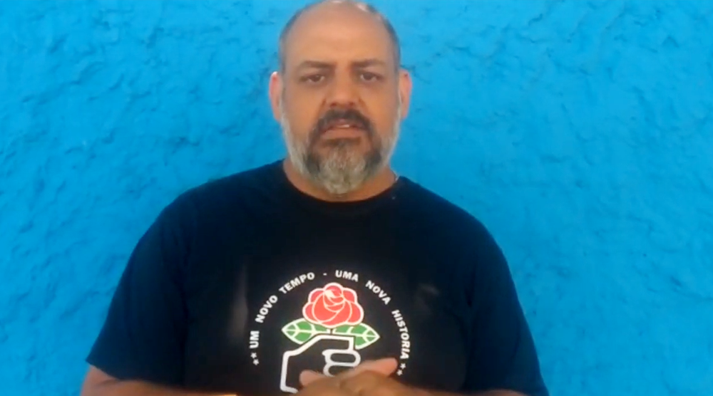 Candidato Renato Cardoso responde demandas do funcionalismo