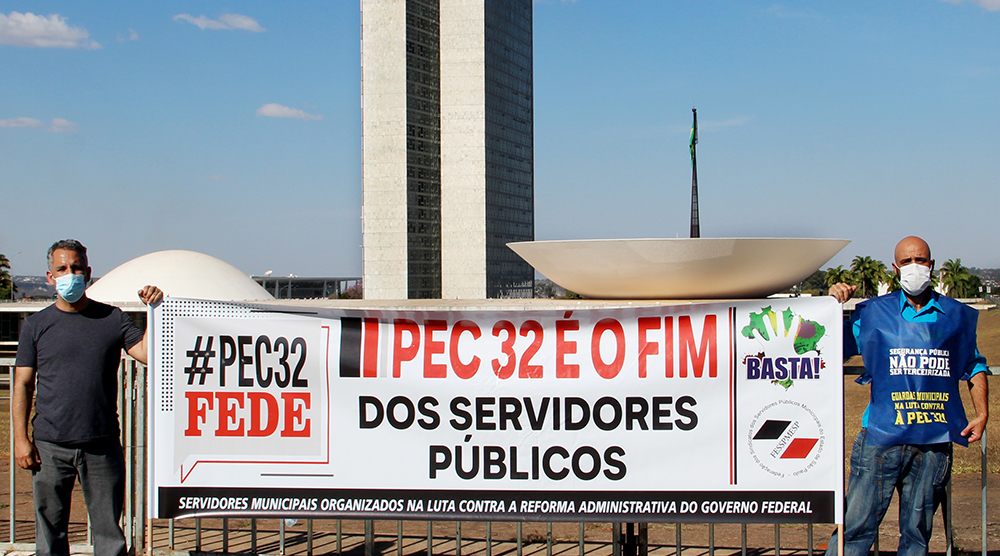 Sindicato representa Paulínia em forte protesto 💪 contra a Reforma Administrativa em Brasília