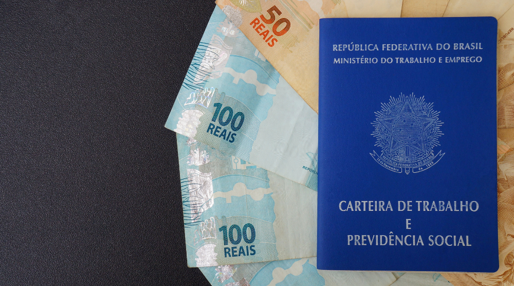Taxa de juros alta impede igualdade no Brasil | Artigo de Clemente Ganz Lúcio