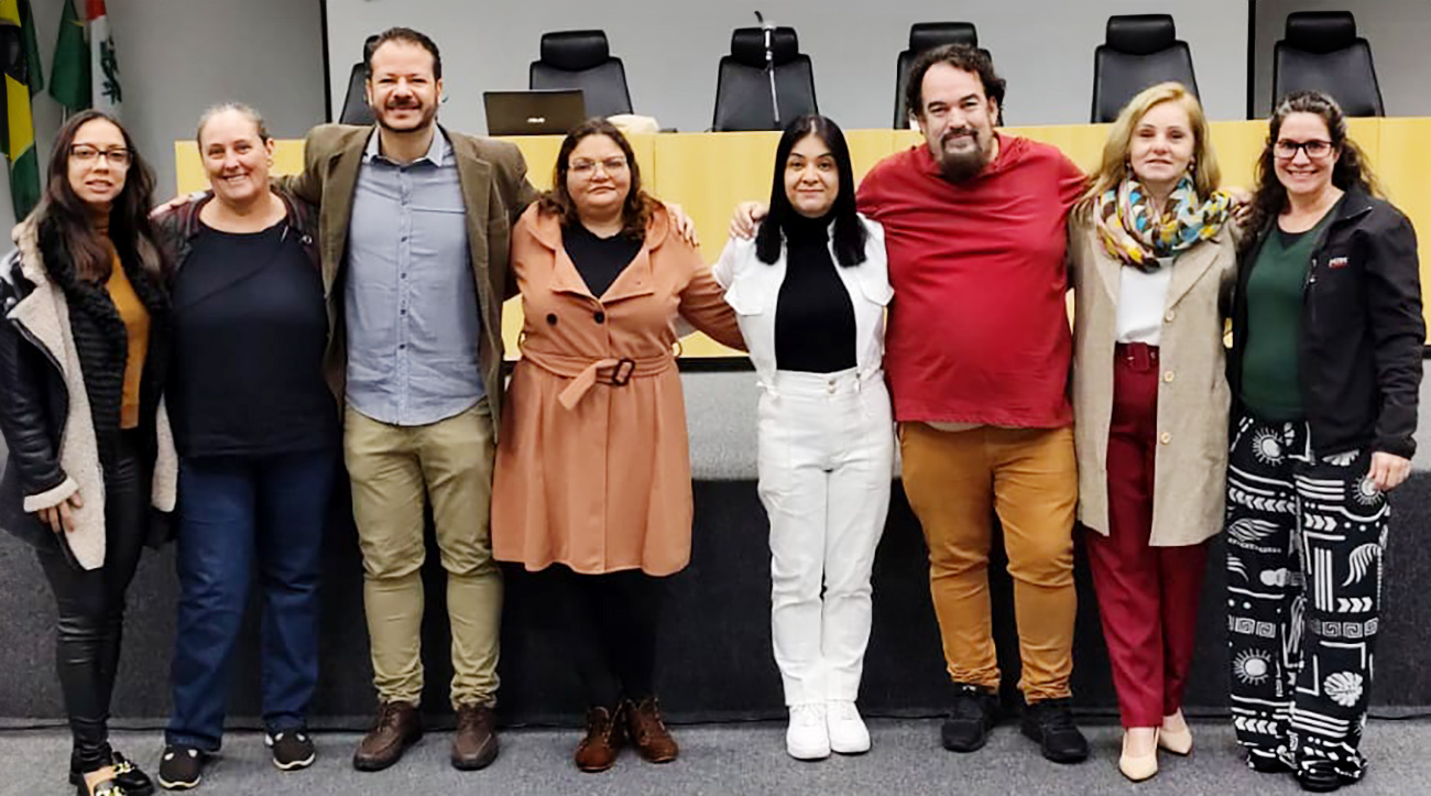 RESISTÊNCIA | Espaço democrático de debate sobre rumos da Educação do município ocorreu no sábado, dia 5 de julho