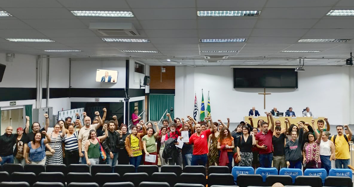 ATO PÚBLICO contra o novo “Plano de Carreira” da Administração solicita apoio da Câmara Municipal. Confira como foi!