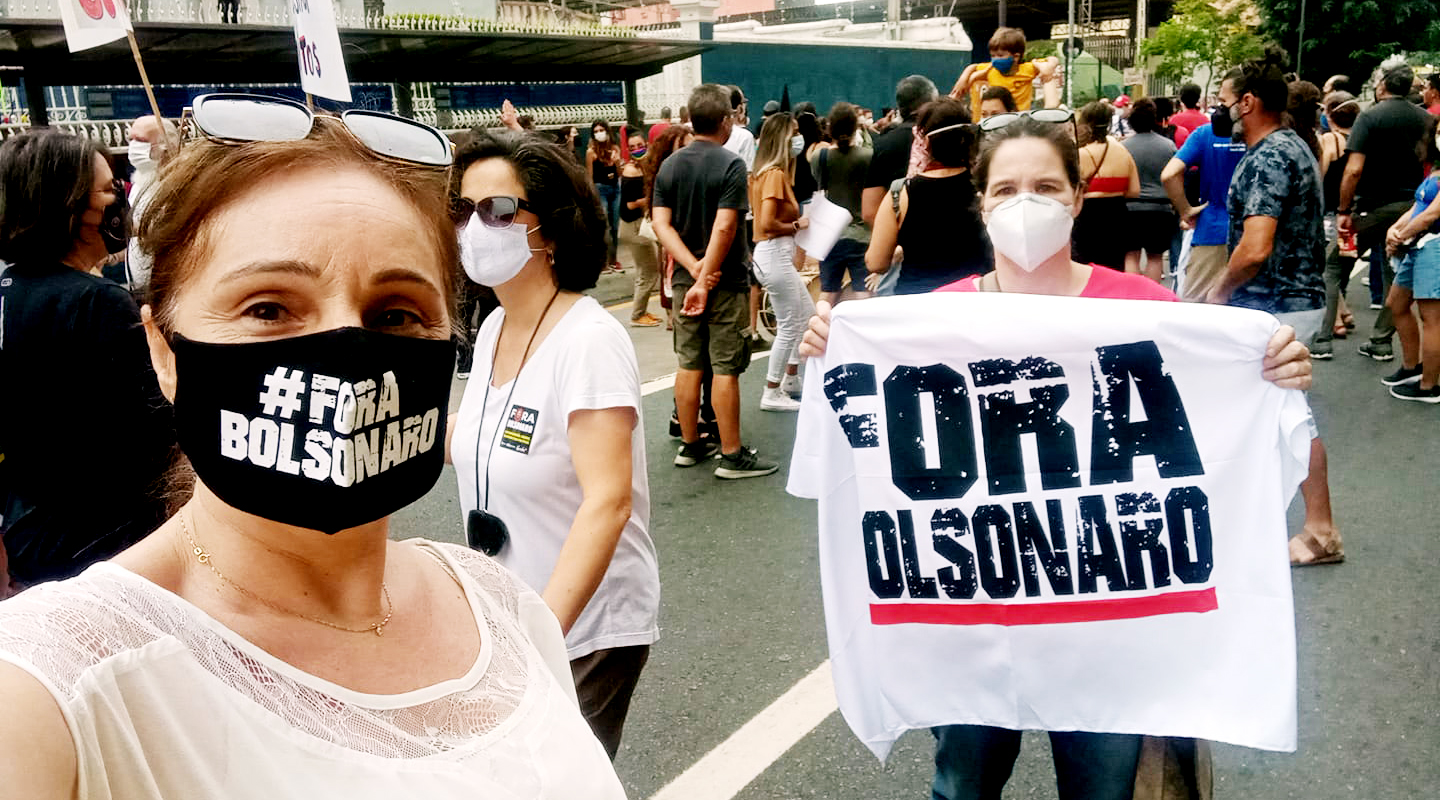 Servidores vão às ruas pedir o impeachment do presidente Bolsonaro