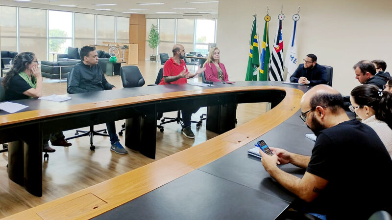 Sindicato cobra valorização da categoria em reunião com o prefeito Danilo Barros. Encontro termina com promessas da Administração
