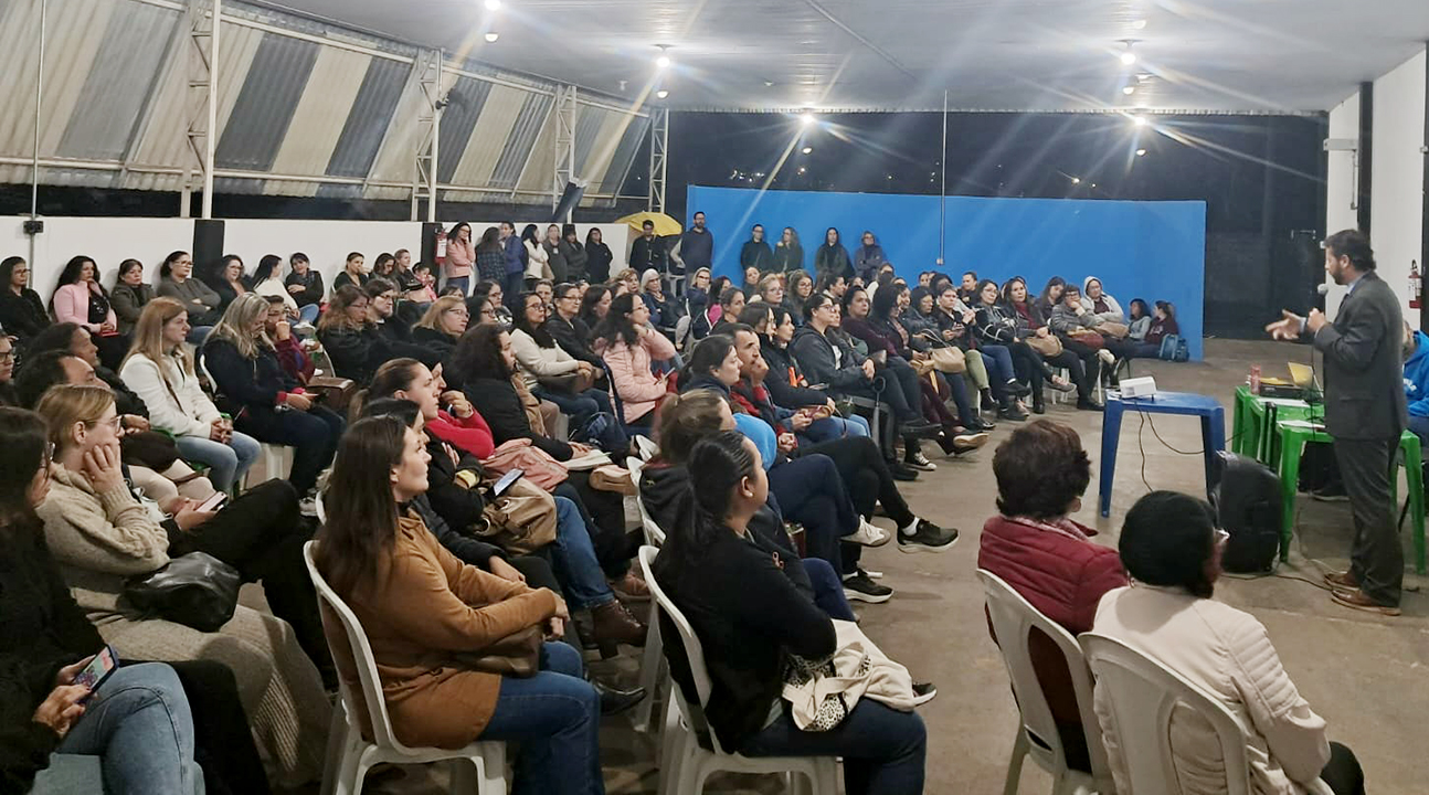 Educação Infantil | Professores articulam próximos passos da luta pela valorização da carreira dentro do Magistério